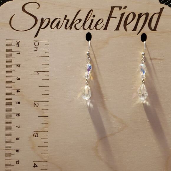 Silver and iridescent crystal earrings - Picture 3 of 7